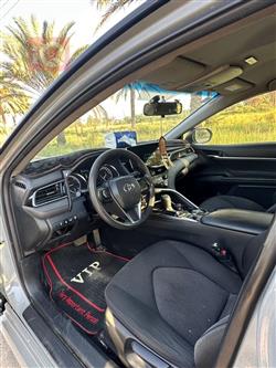 تۆیۆتا کامری